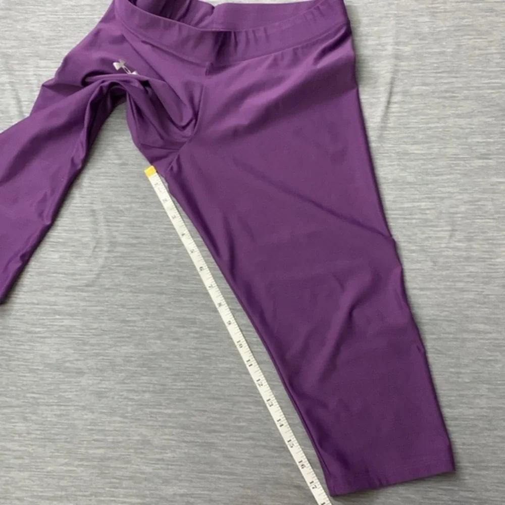 3/$20✨Under Armour Athletic Capri Leggings - Picture 7 of 8